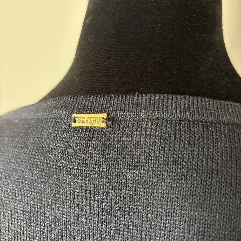 St. John Sport Women's Black‎ Gold Knit Sweater Beaded Wool Blend Medium - Picture 3 of 8